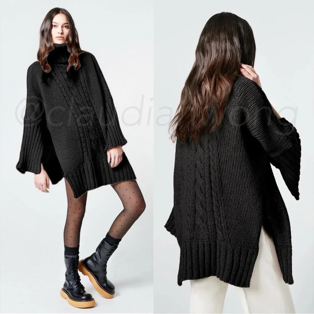 SMYTHE Turtleneck Blanket Sweater in Charcoal Black - Picture 4 of 12